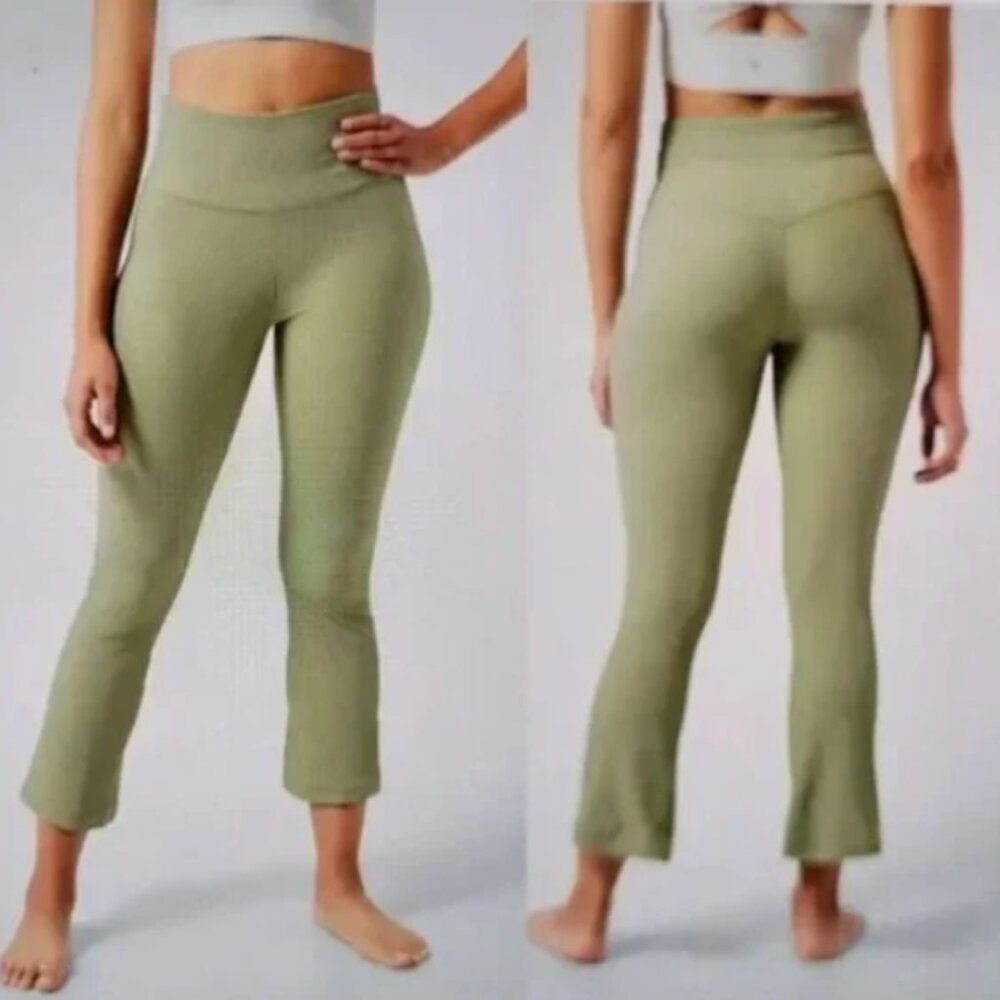 Athleta elation rib‎ crop flare leggings